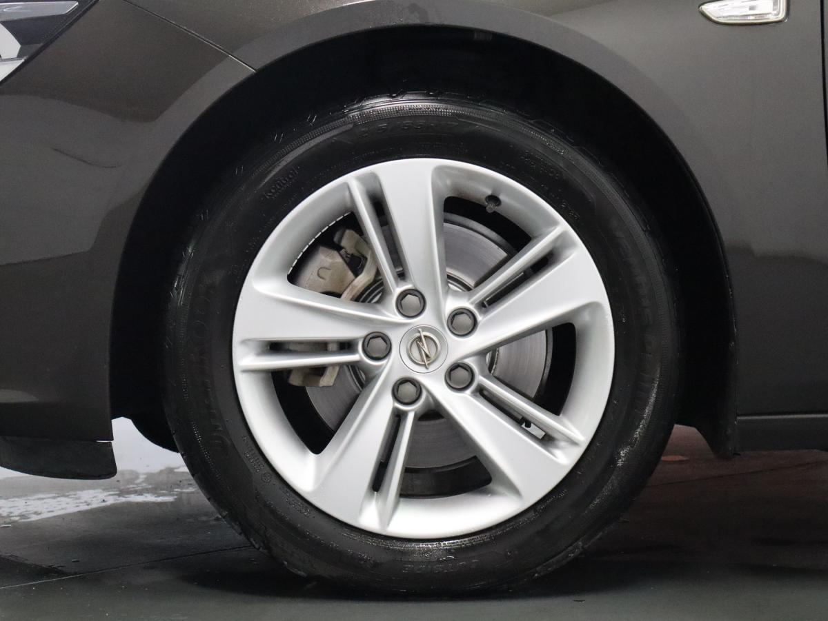 opel-insignia-sports-tourer-2022-diesel-1496cc