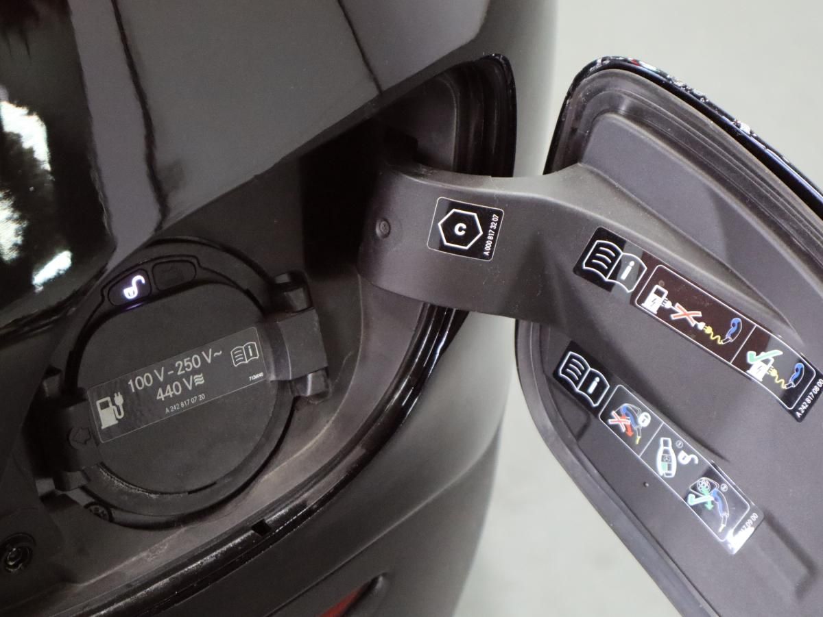 mercedes-benz-glc-2021-hibrido-a-gasolina-1991cc