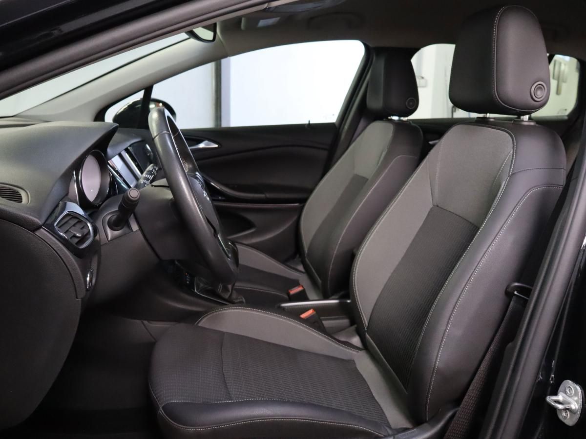 opel-astra-sport-tourer-2021-diesel-1496cc