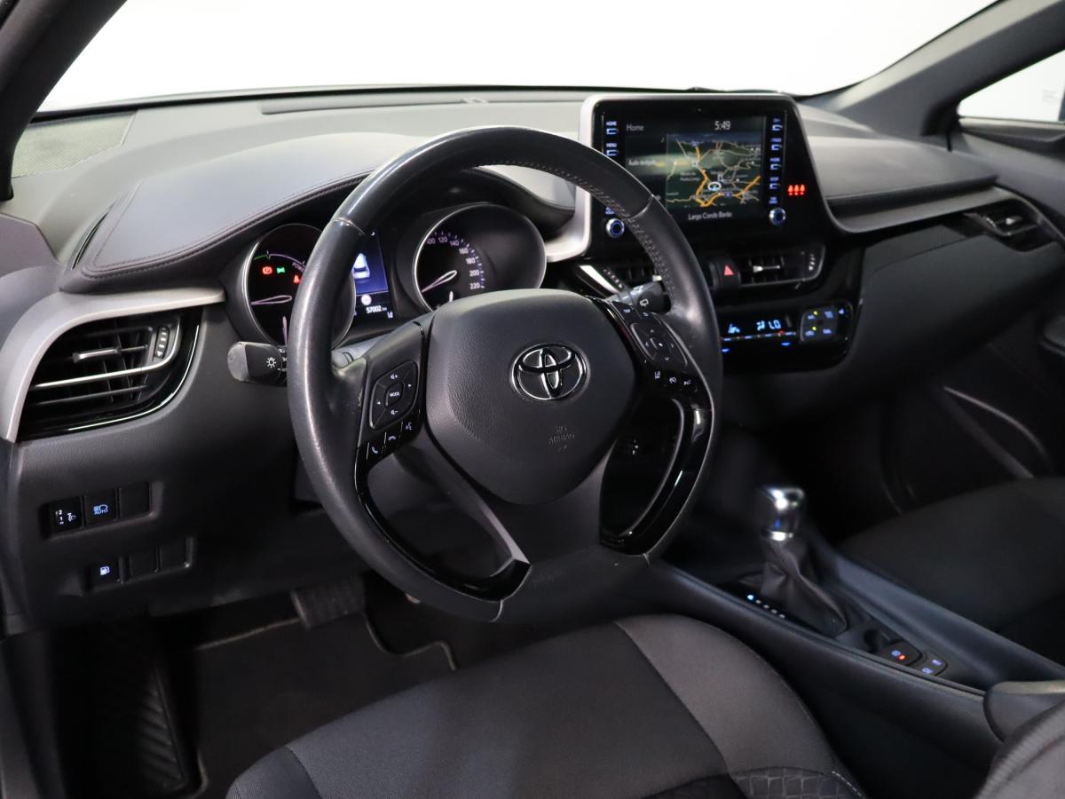 toyota-c-hr-2023-hibrido-a-gasolina-1798cc