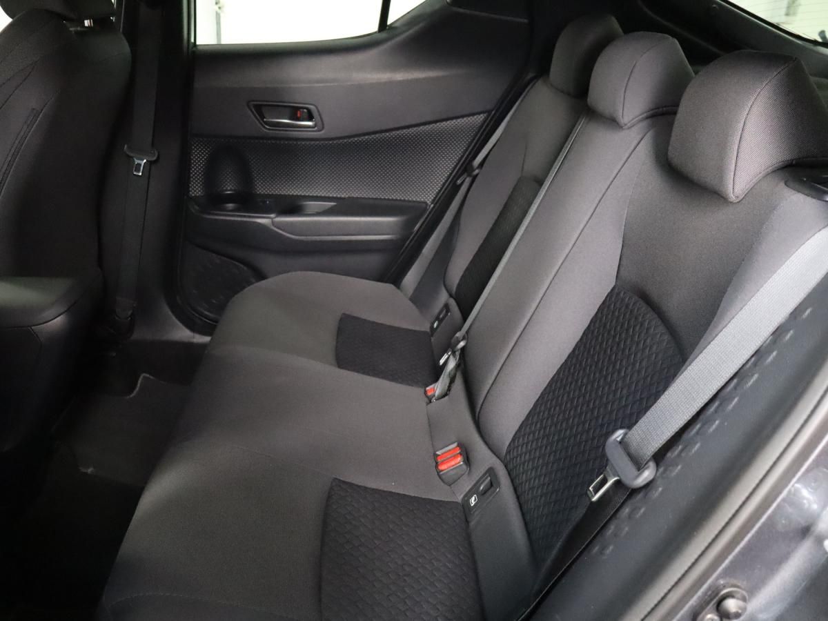 toyota-c-hr-2023-hibrido-a-gasolina-1798cc