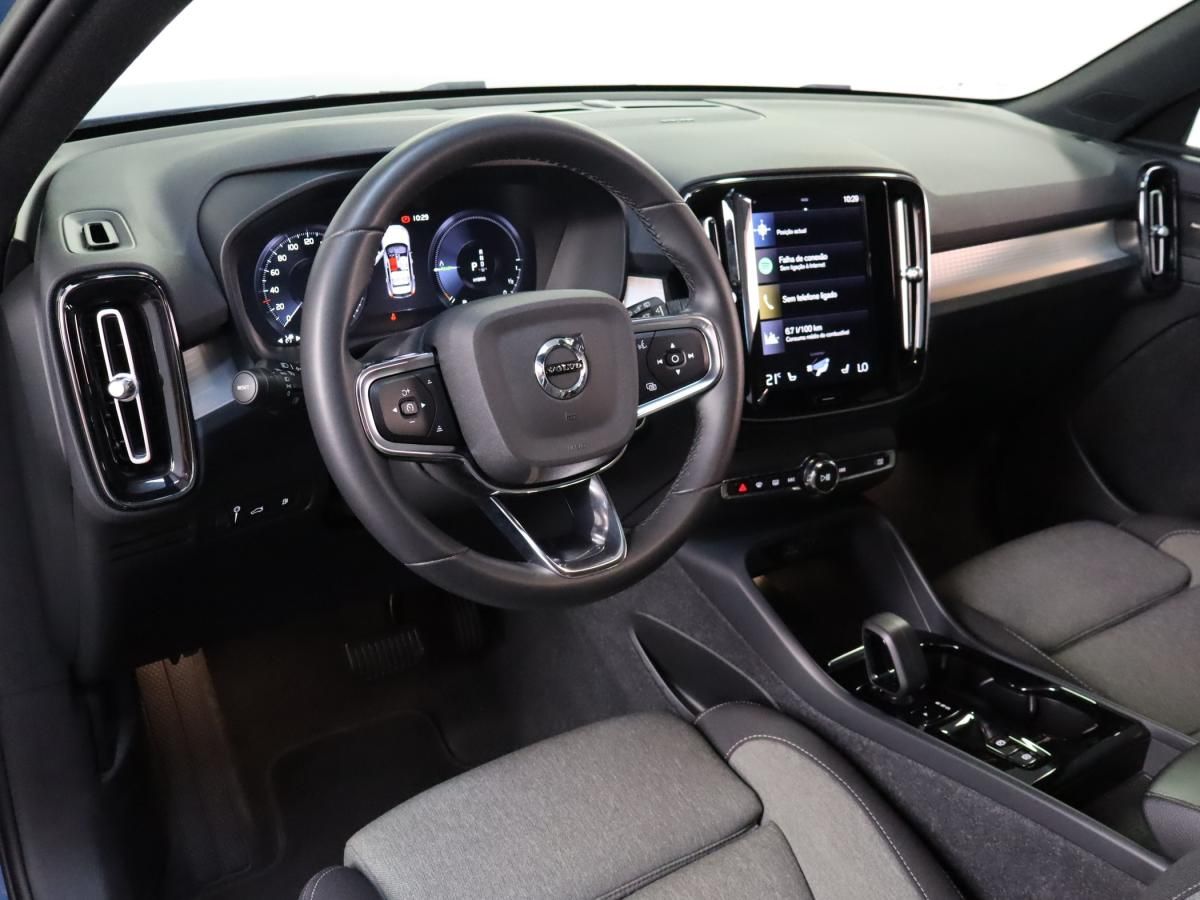 volvo-xc40-2023-hibrido-a-gasolina-1477cc