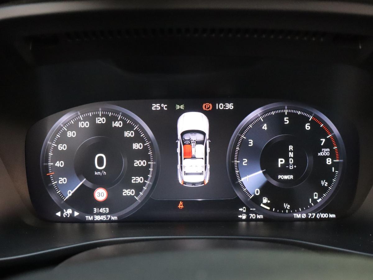 volvo-xc40-2023-hibrido-a-gasolina-1477cc