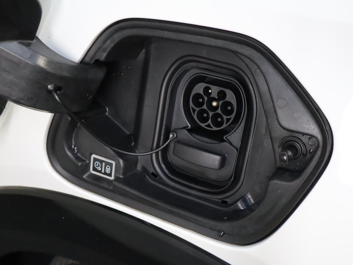 peugeot-208-2022-eletrico-500cc