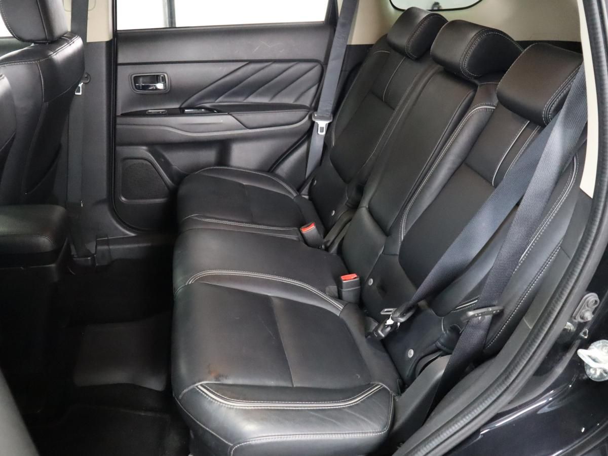 mitsubishi-outlander-2017-hibrido-a-gasolina-1998cc