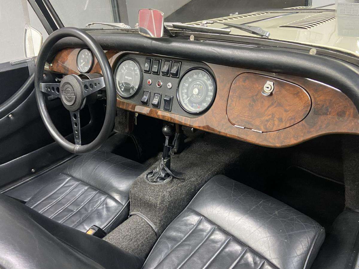 morgan-plus-8-1976-gasolina-3530cc