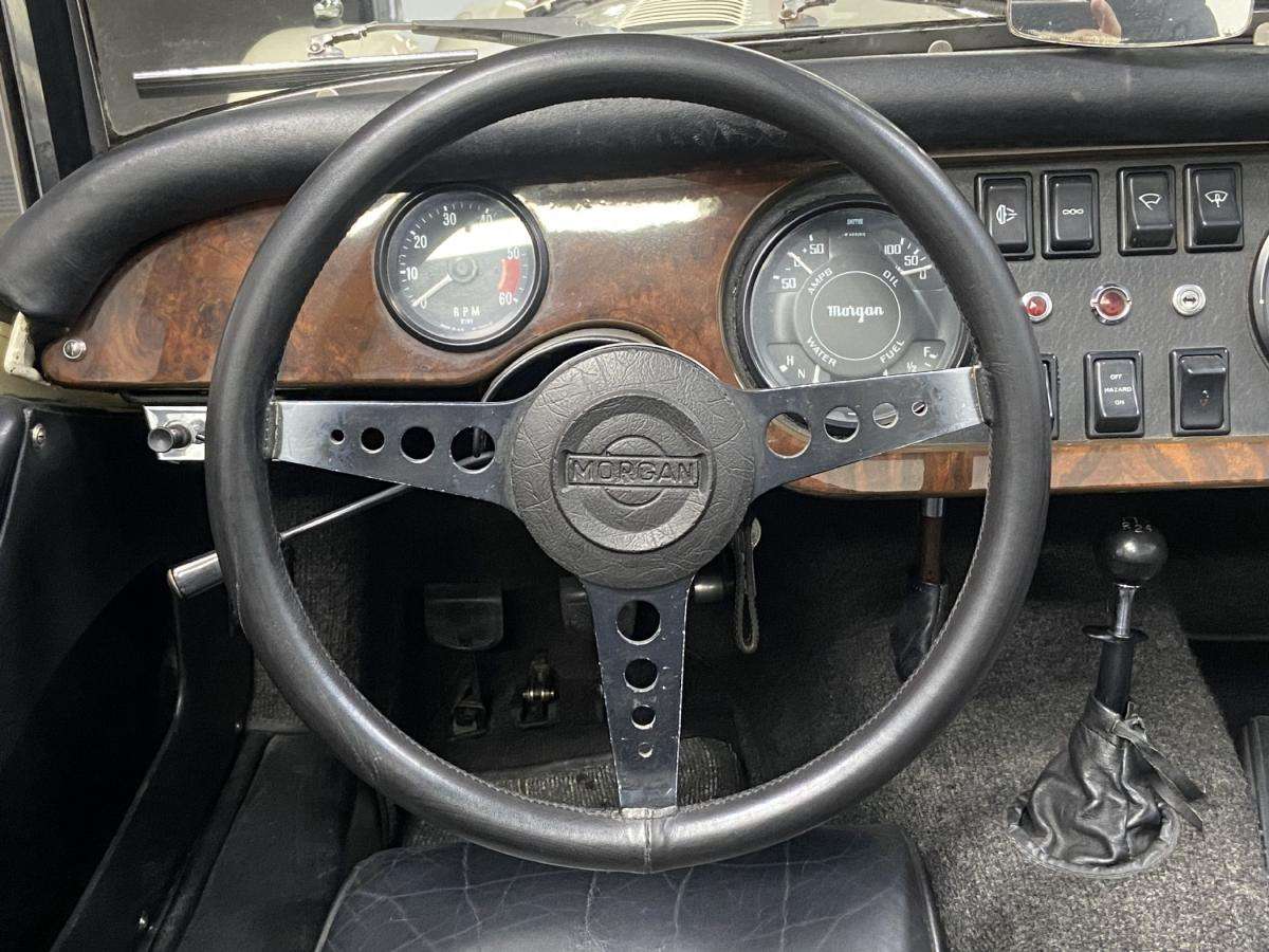 morgan-plus-8-1976-gasolina-3530cc