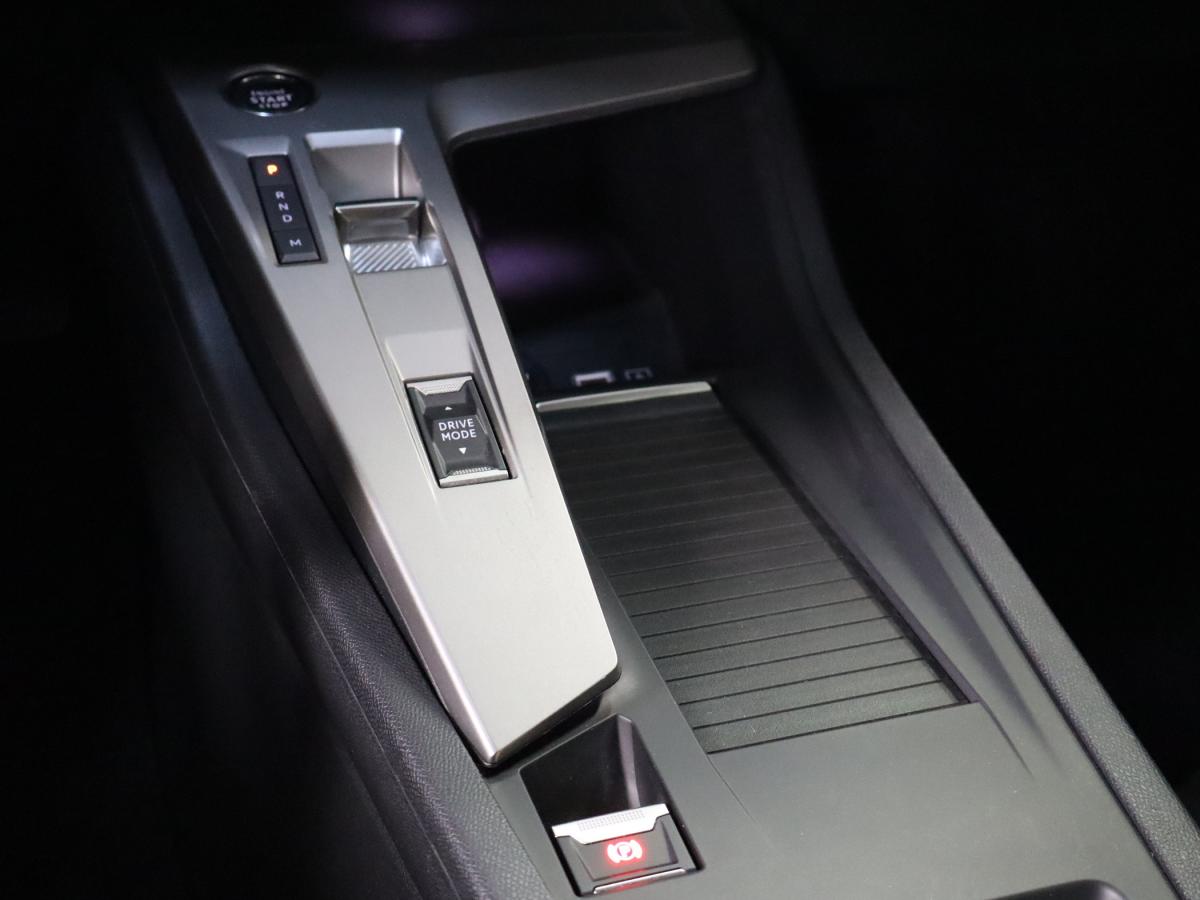 peugeot-308-sw-2025-diesel-1499cc
