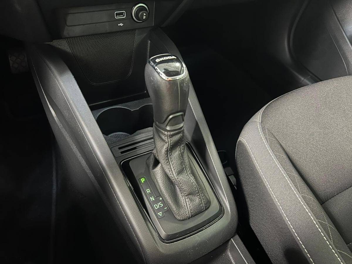 skoda-fabia-break-2022-gasolina-999cc