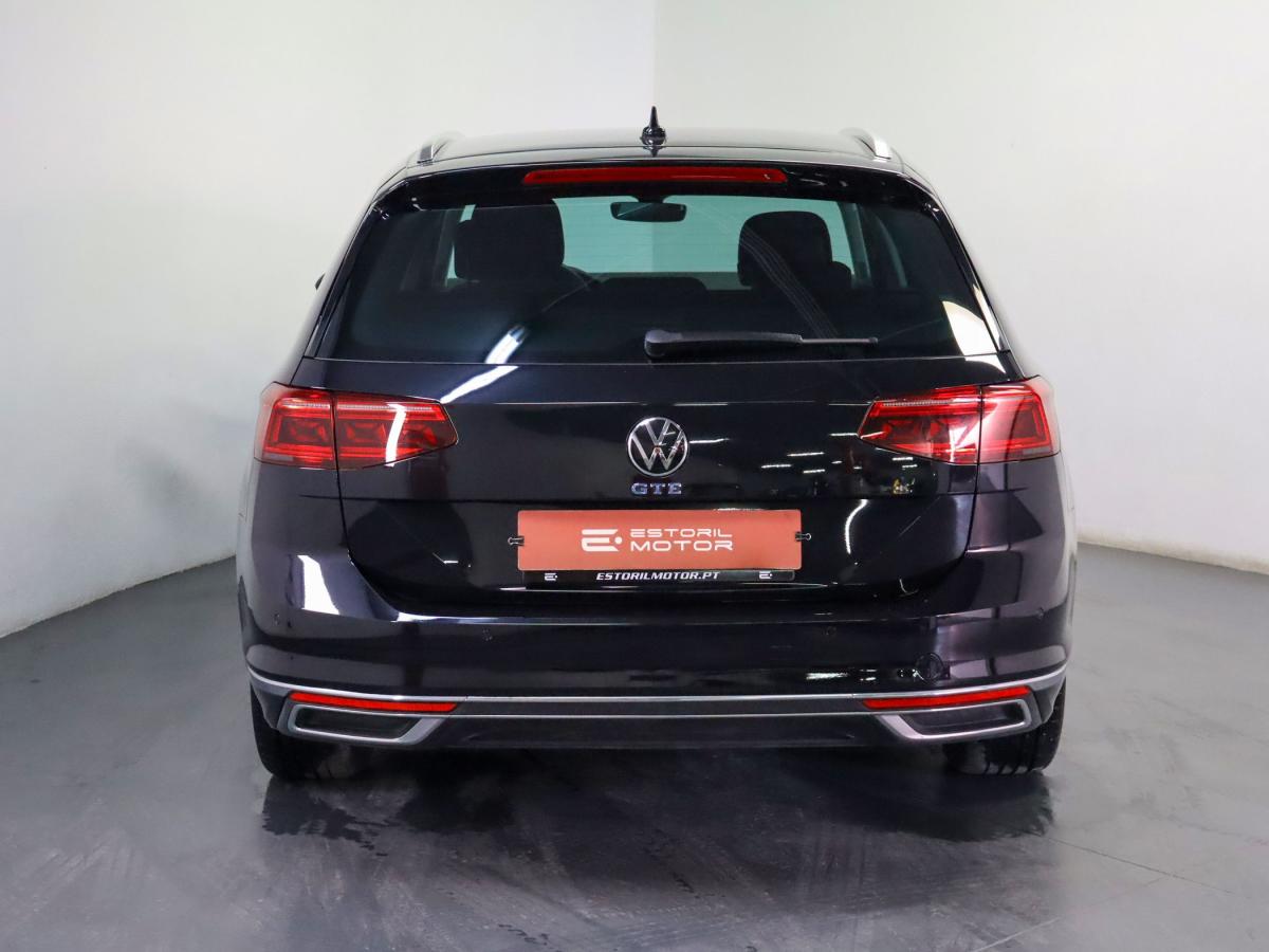 volkswagen-passat-variant-2023-hibrido-a-gasolina-1395cc