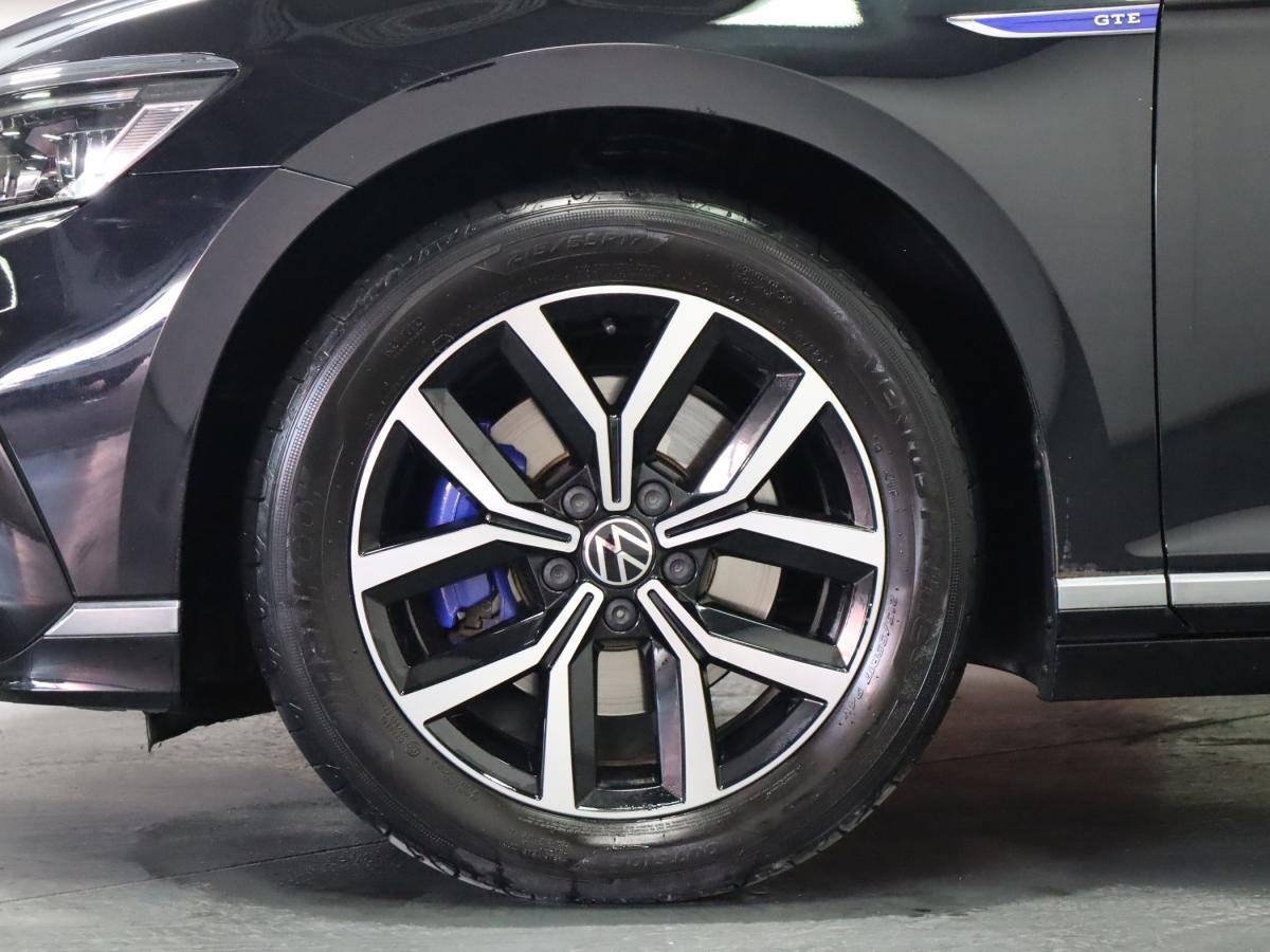volkswagen-passat-variant-2023-hibrido-a-gasolina-1395cc