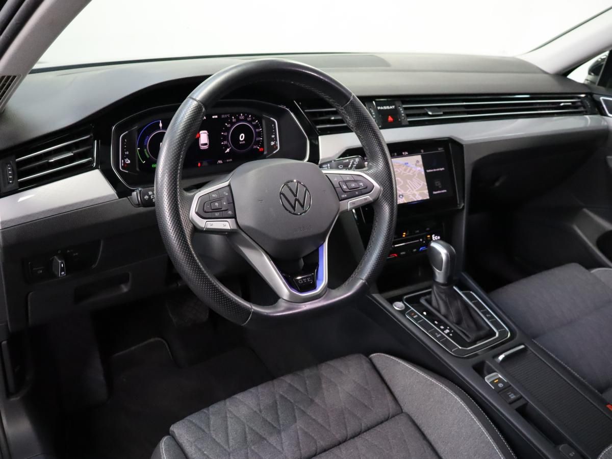 volkswagen-passat-variant-2023-hibrido-a-gasolina-1395cc