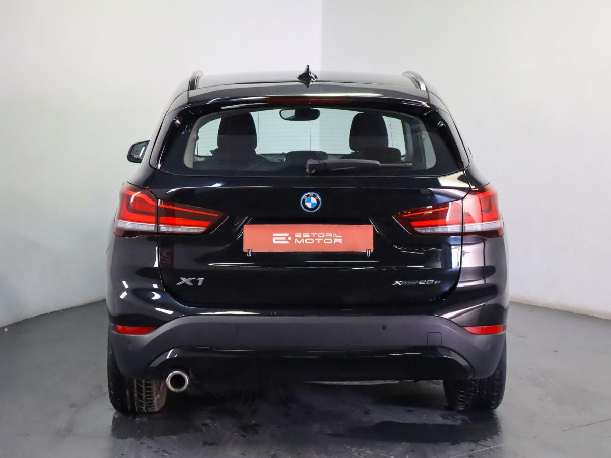 bmw-x1-2022-hibrido-a-gasolina-1499cc