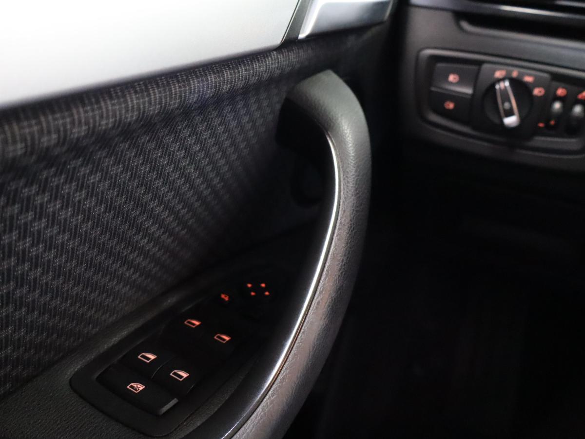 bmw-x1-2022-hibrido-a-gasolina-1499cc