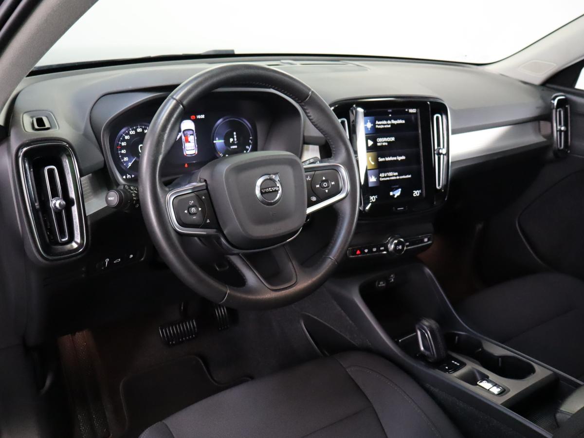 volvo-xc40-2021-hibrido-a-gasolina-1477cc