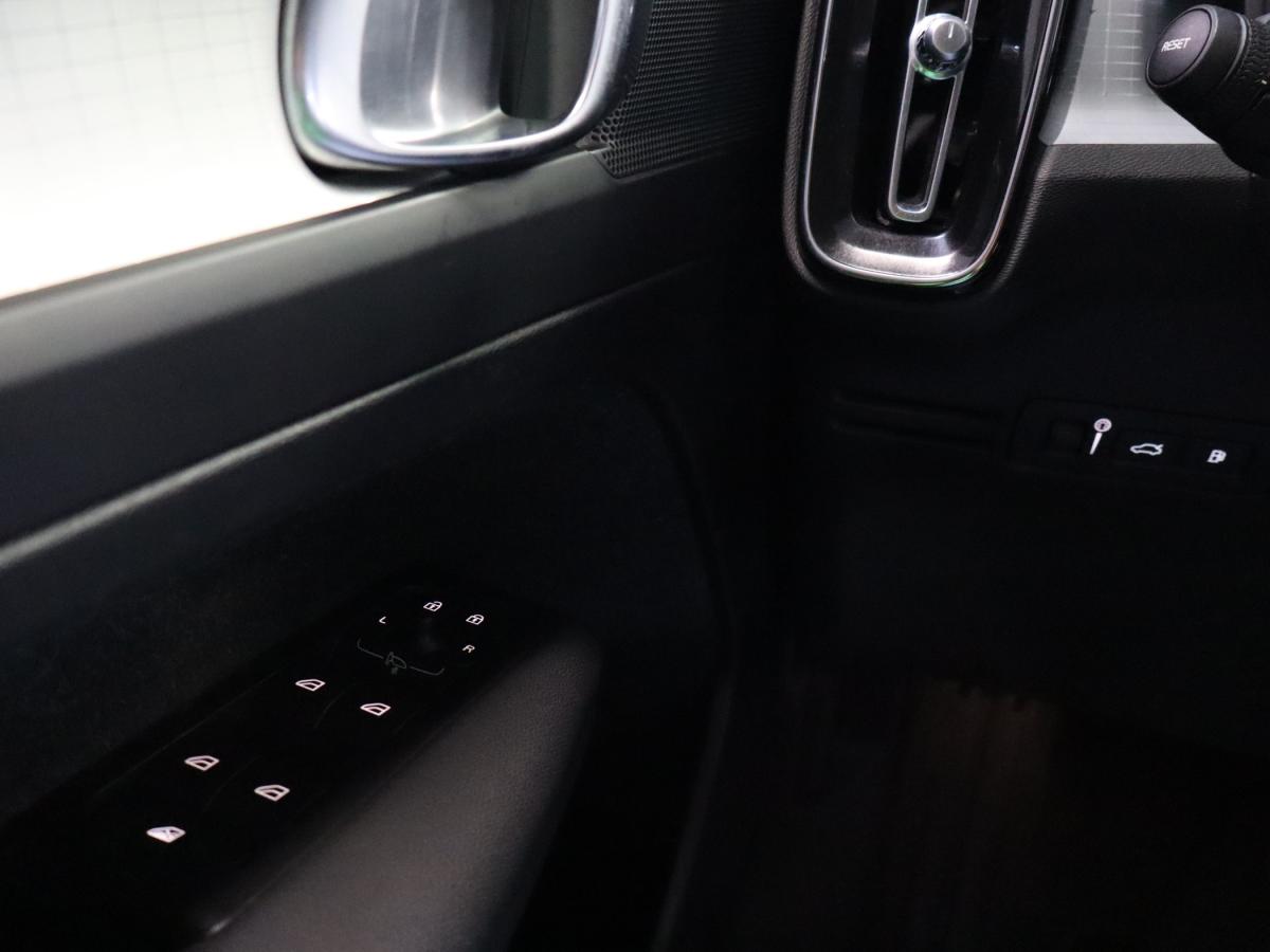 volvo-xc40-2021-hibrido-a-gasolina-1477cc