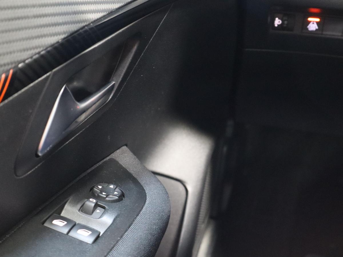 peugeot-208-2020-eletrico-500cc