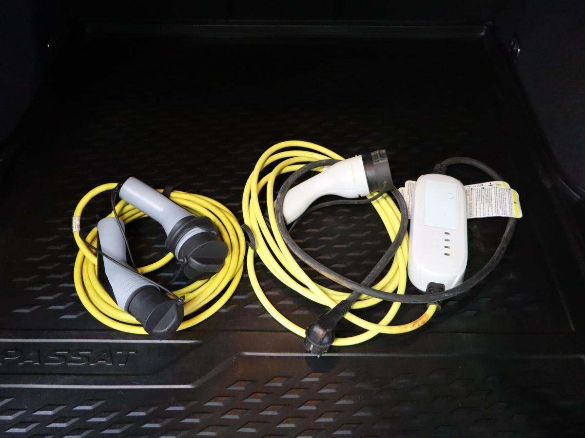 volkswagen-passat-variant-2023-hibrido-a-gasolina-1395cc