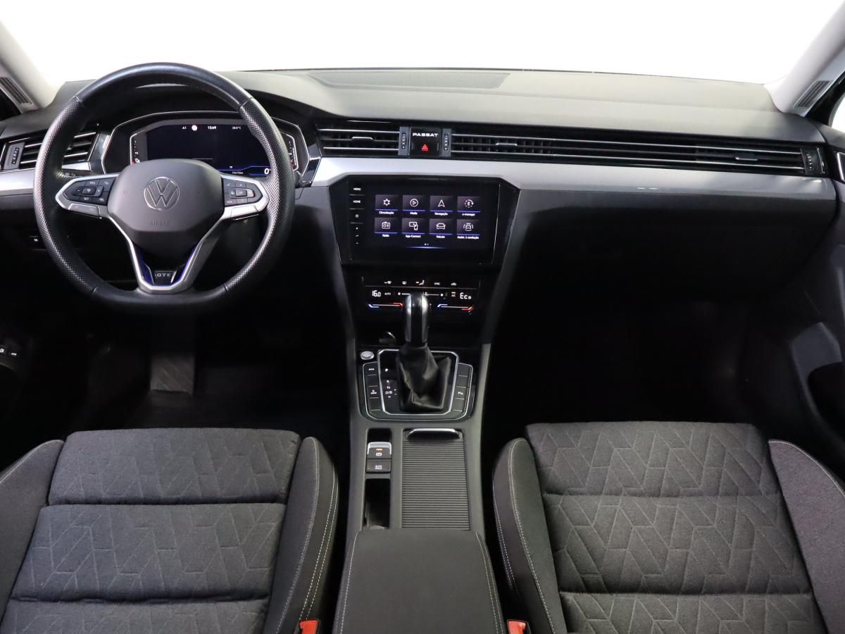 volkswagen-passat-variant-2023-hibrido-a-gasolina-1395cc