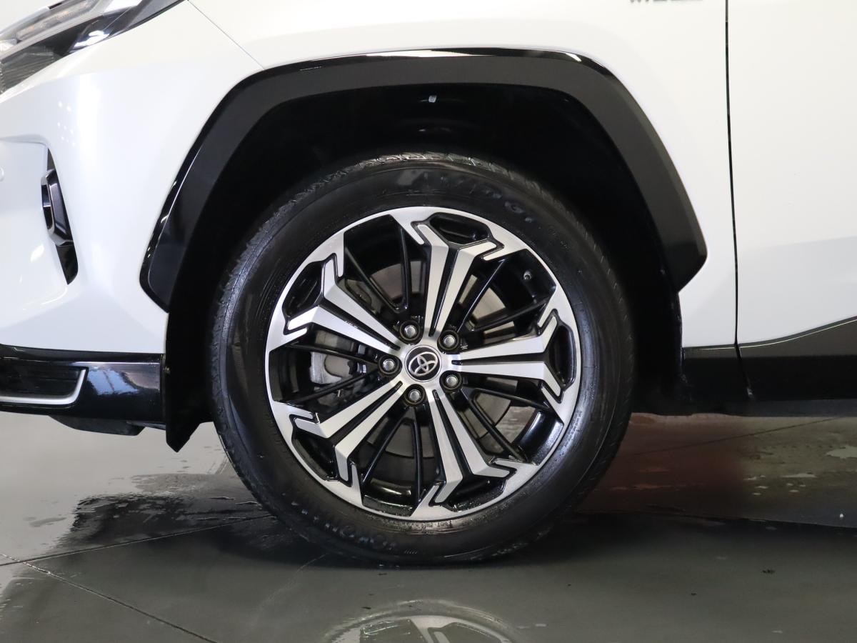 toyota-rav4-2022-hibrido-a-gasolina-2487cc