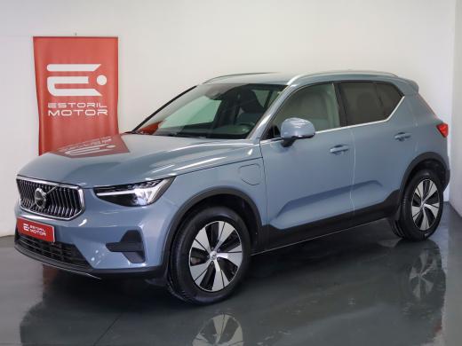 volvo-xc40-2023-hibrido-a-gasolina-1477cc