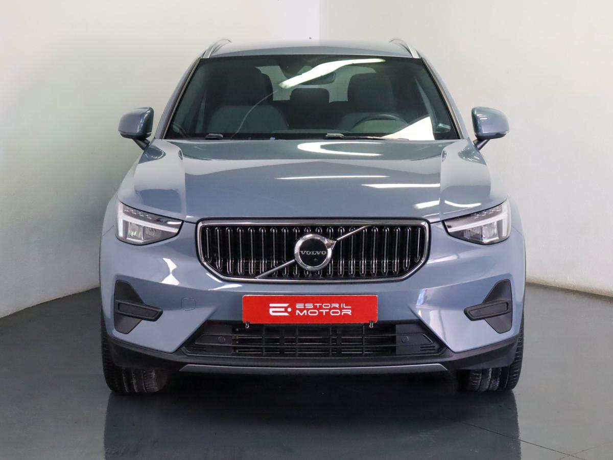 volvo-xc40-2023-hibrido-a-gasolina-1477cc