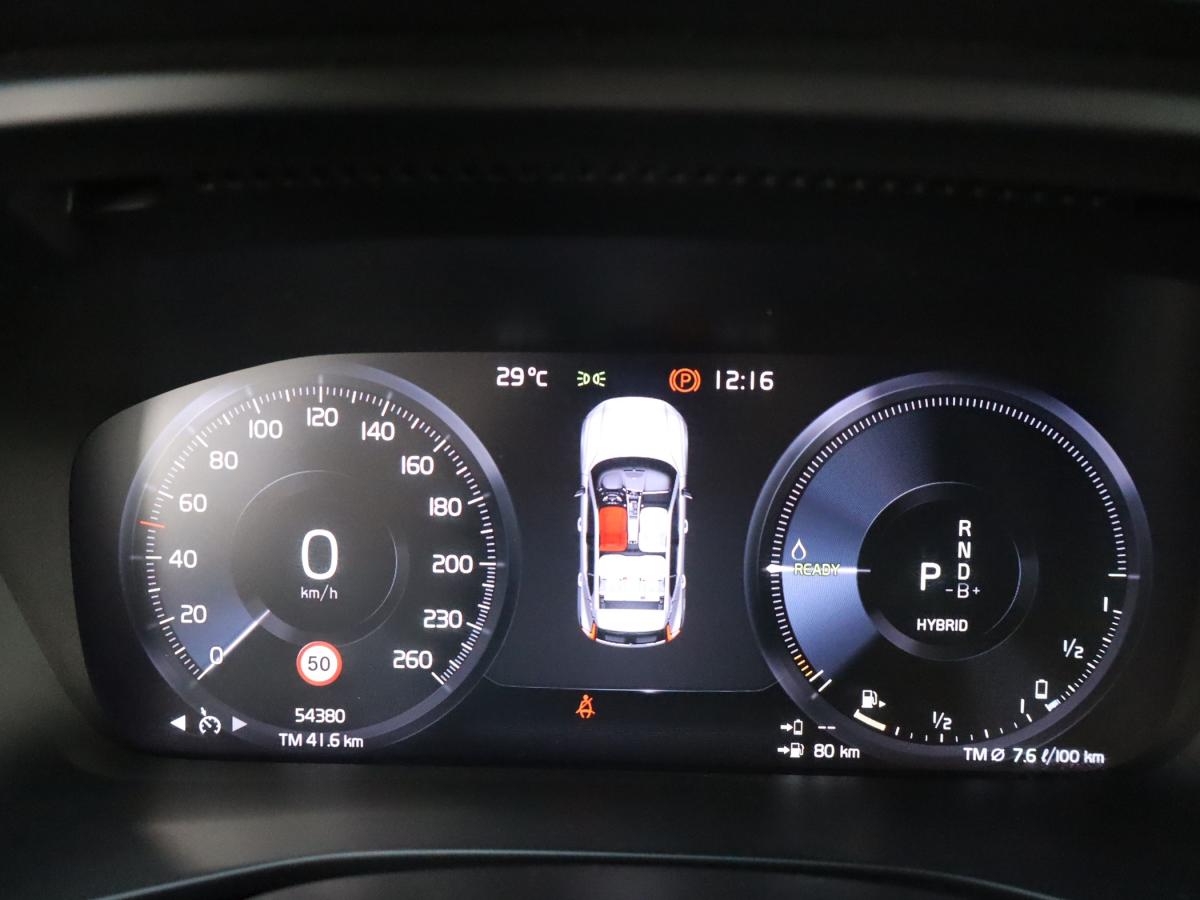 volvo-xc40-2023-hibrido-a-gasolina-1477cc