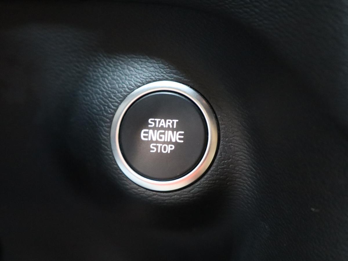 volvo-xc40-2023-hibrido-a-gasolina-1477cc