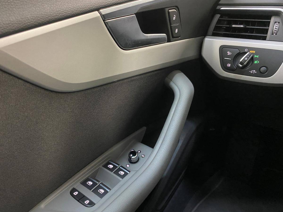 audi-a4-avant-2021-diesel-1968cc