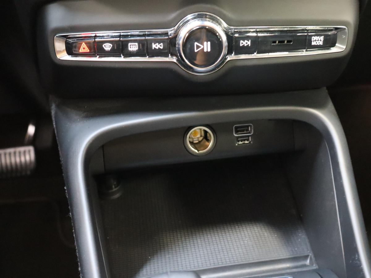 volvo-xc40-2022-hibrido-a-gasolina-1477cc