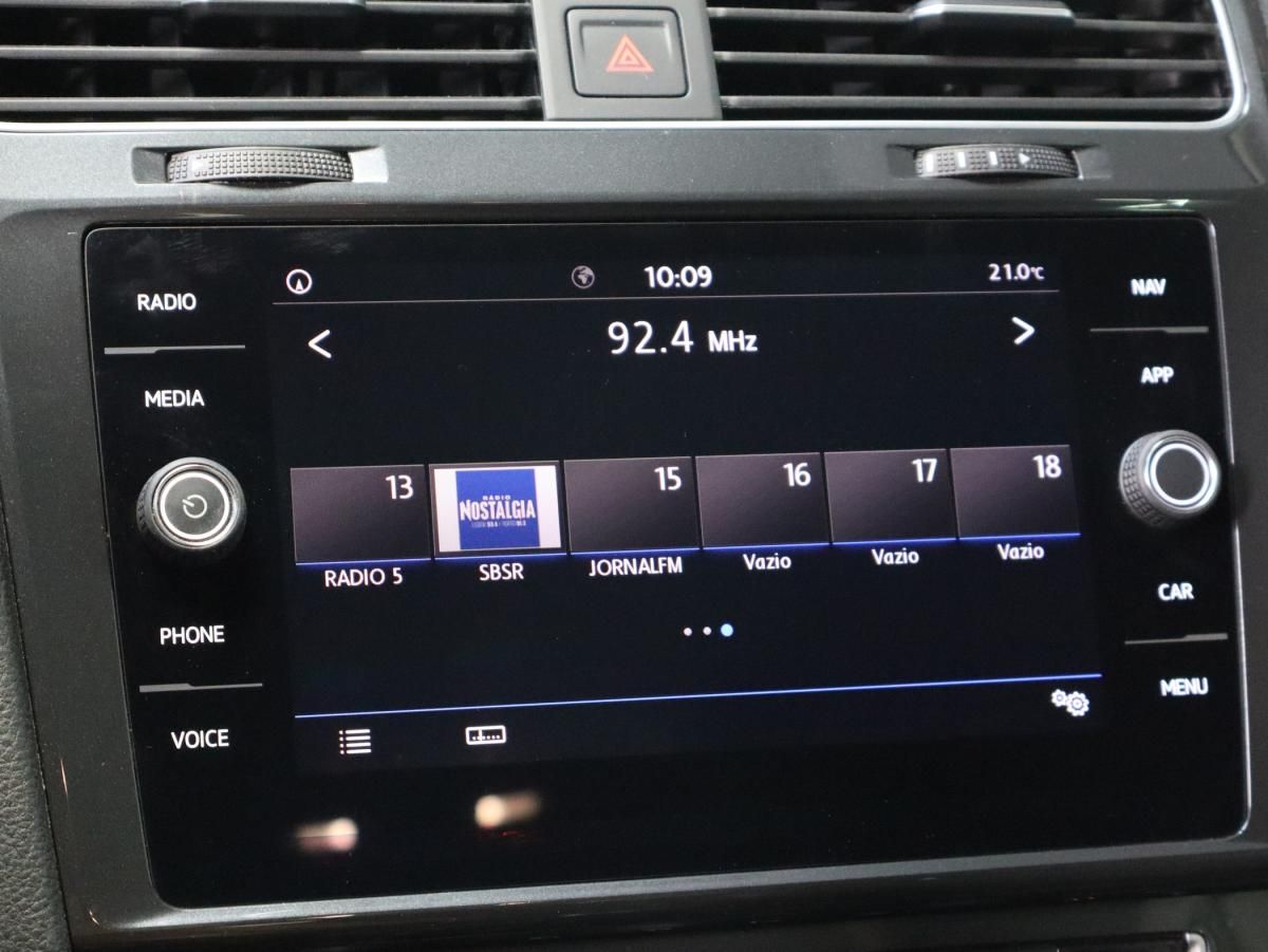volkswagen-golf-variant-2020-diesel-1598cc