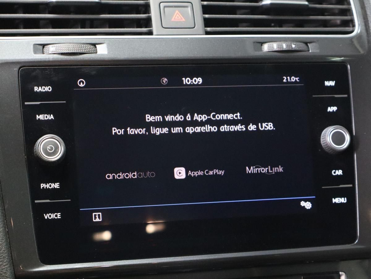 volkswagen-golf-variant-2020-diesel-1598cc