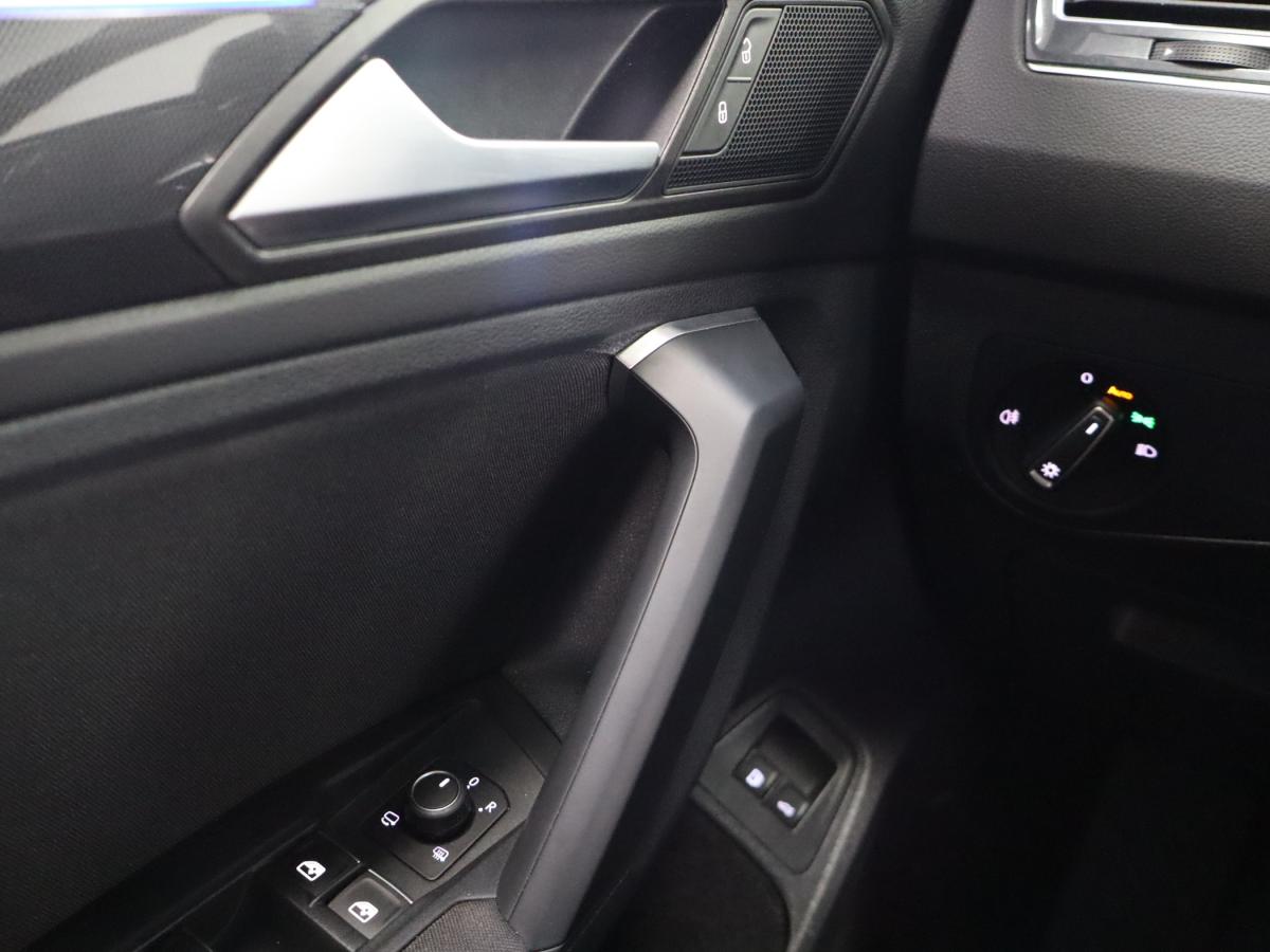 volkswagen-tiguan-2023-hibrido-a-gasolina-1395cc