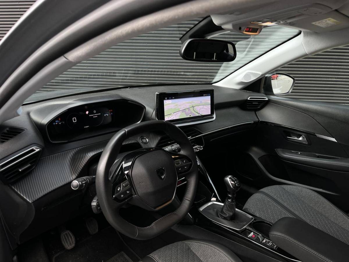 peugeot-208-2024-gasolina-1199cc