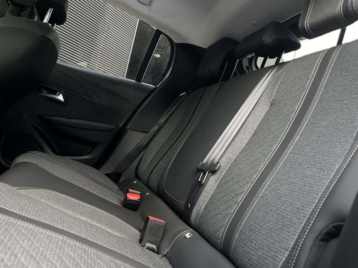 peugeot-208-2024-gasolina-1199cc