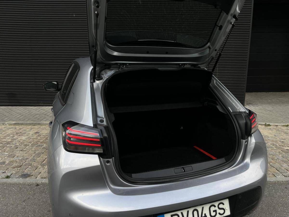 peugeot-208-2024-gasolina-1199cc