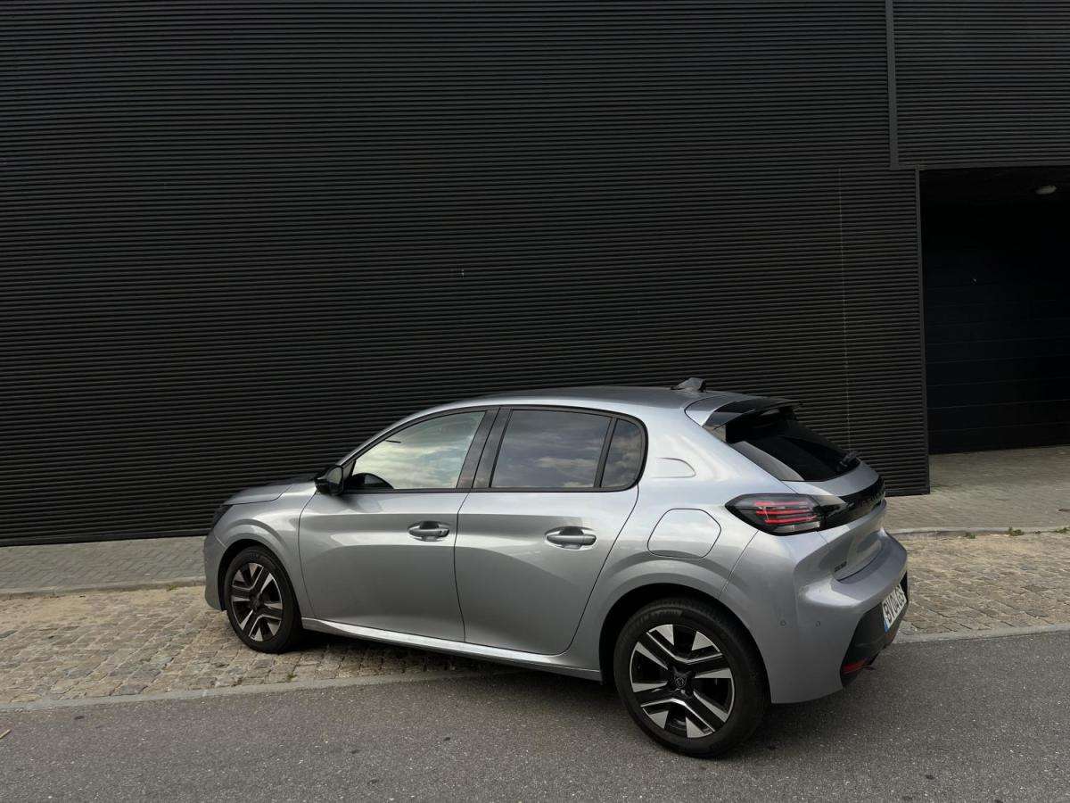 peugeot-208-2024-gasolina-1199cc