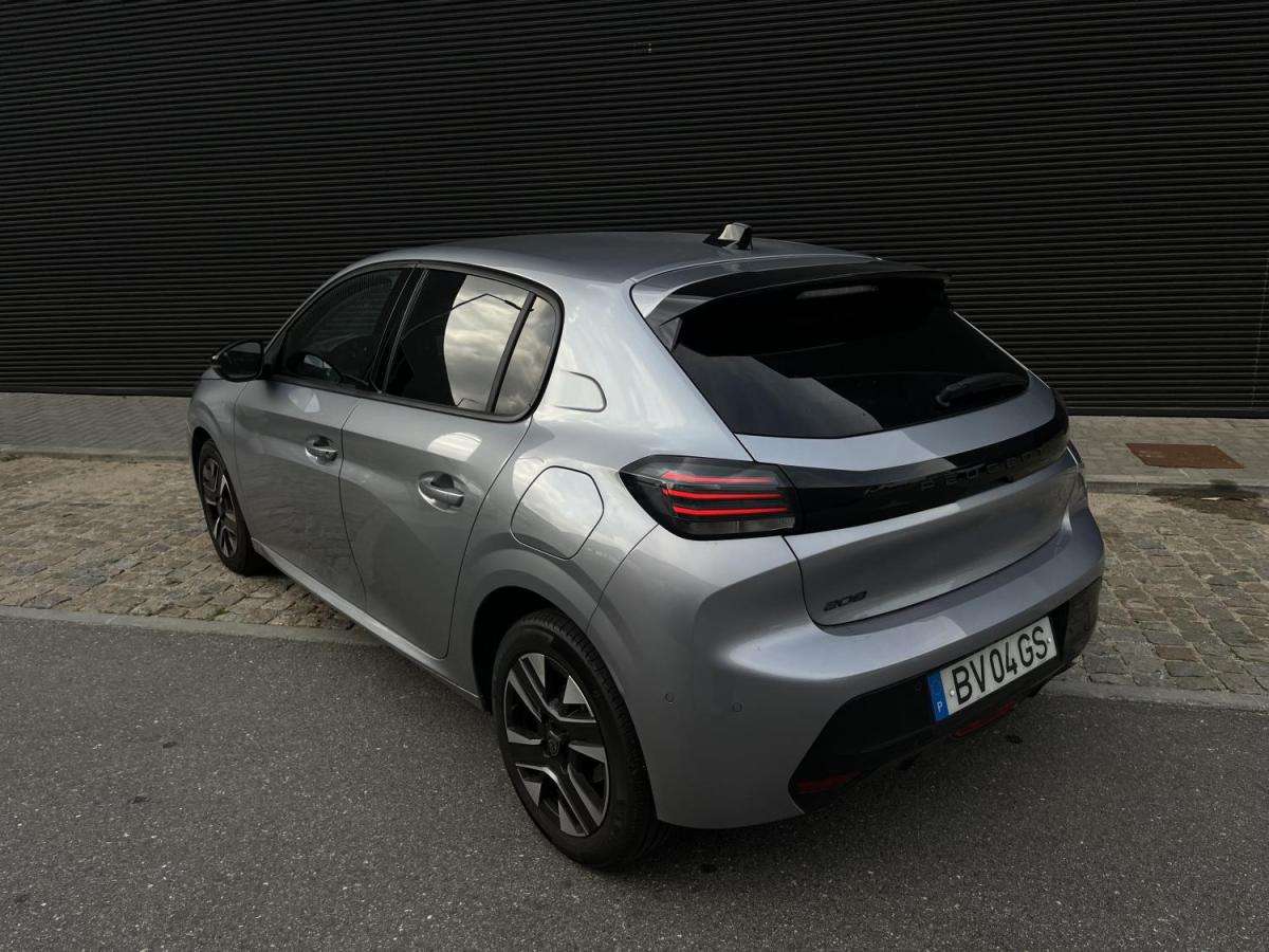 peugeot-208-2024-gasolina-1199cc