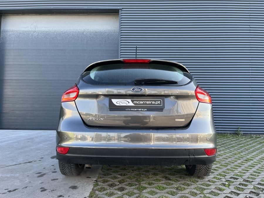 ford-focus-2018-gasolina-999cc