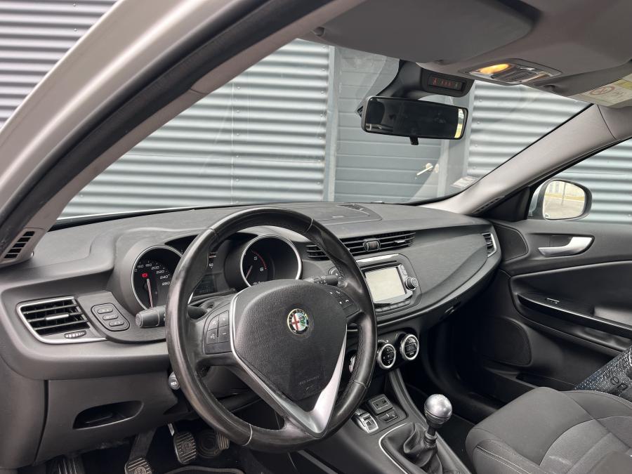 alfa-romeo-giulietta-2017-diesel-1598cc
