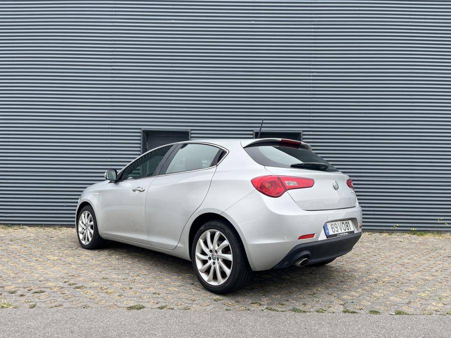 alfa-romeo-giulietta-2017-diesel-1598cc