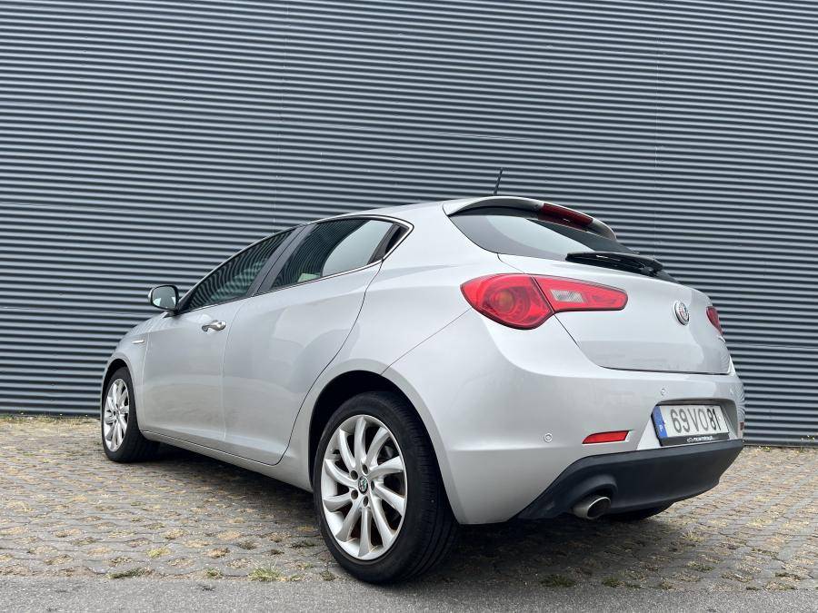 alfa-romeo-giulietta-2017-diesel-1598cc