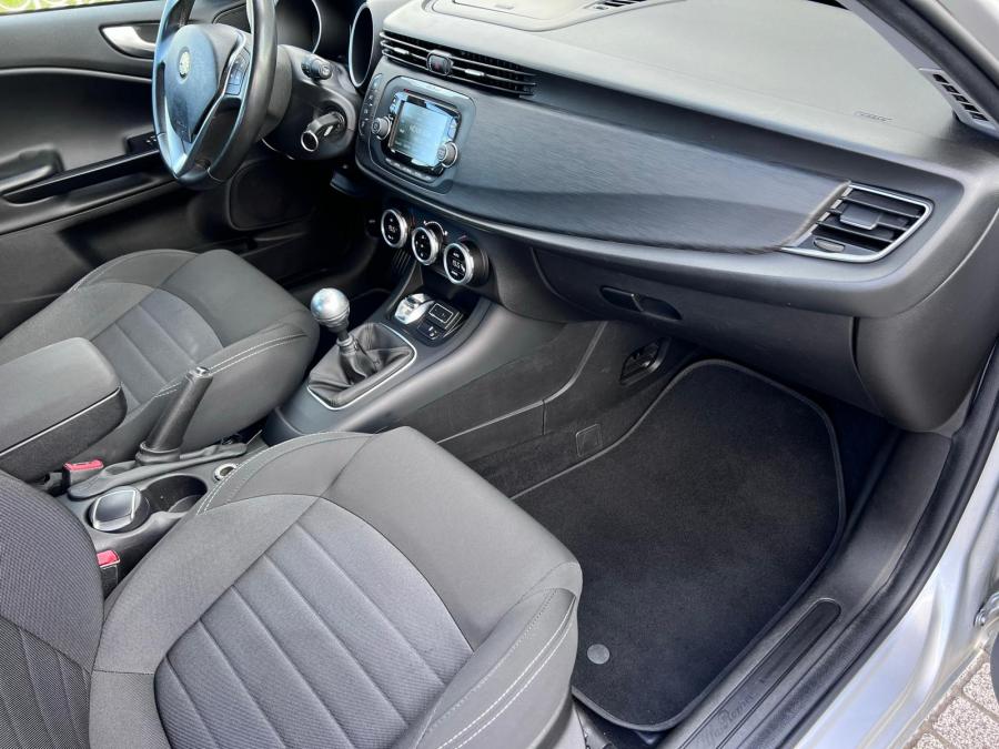 alfa-romeo-giulietta-2017-diesel-1598cc