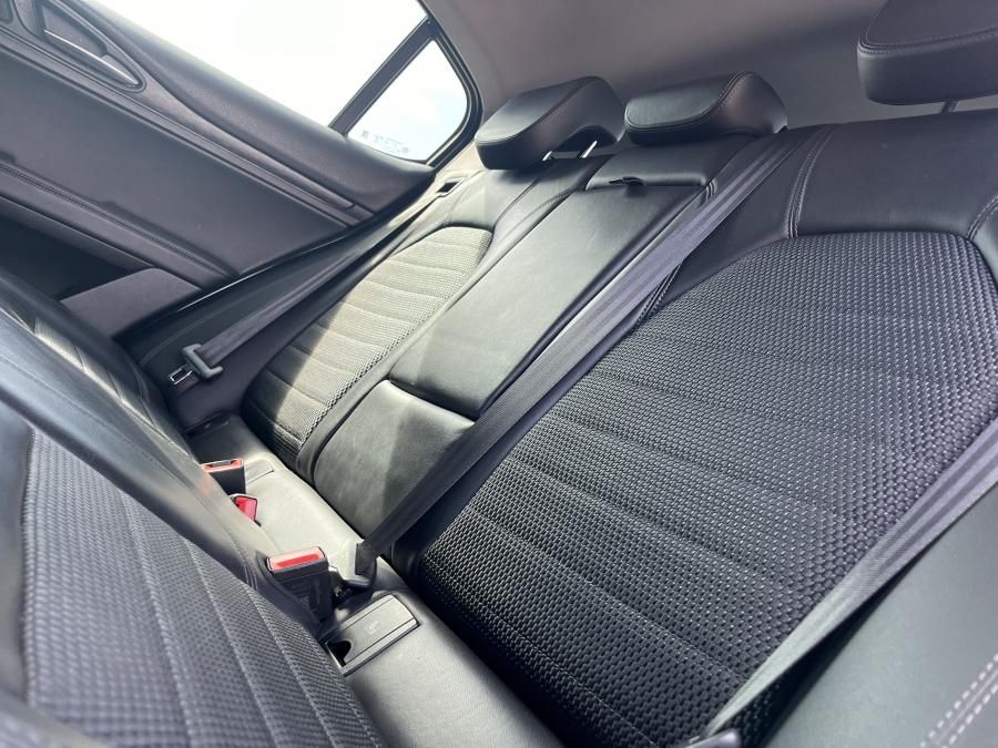 alfa-romeo-stelvio-2019-diesel-2143cc
