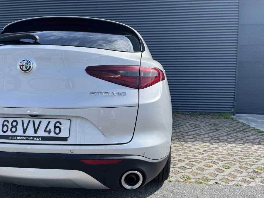 alfa-romeo-stelvio-2019-diesel-2143cc
