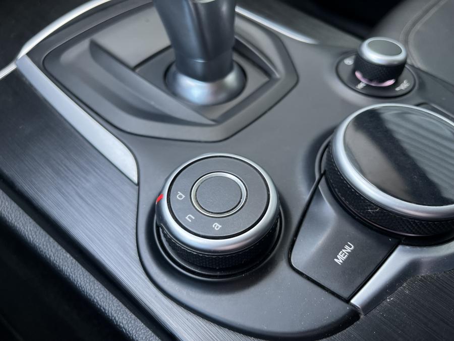 alfa-romeo-stelvio-2019-diesel-2143cc