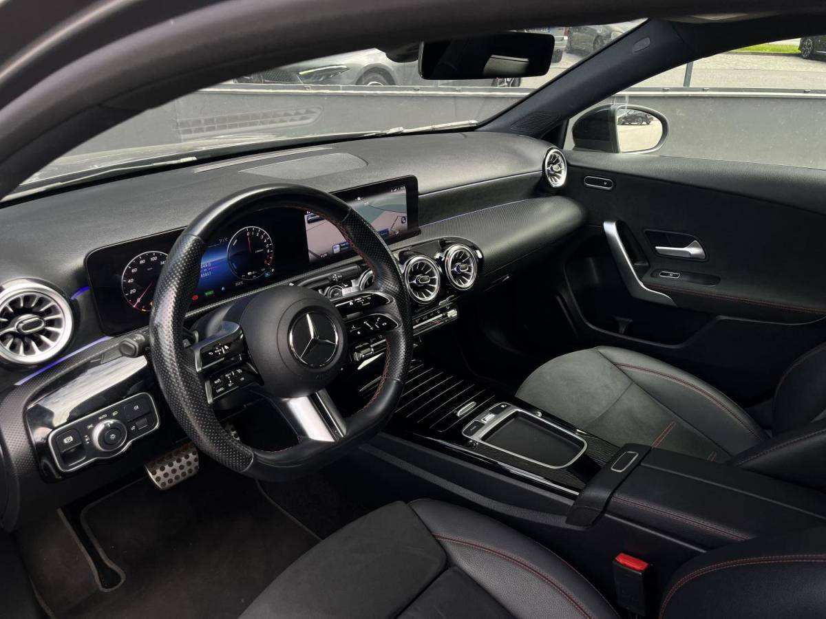 mercedes-benz-classe-a-2023-hibrido-a-gasolina-1332cc