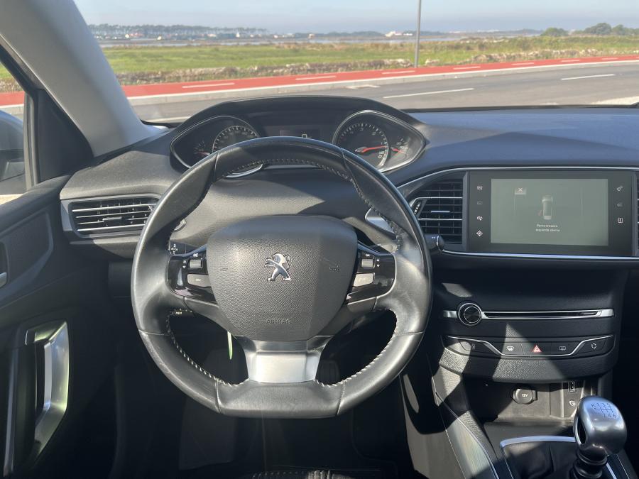 peugeot-308-sw-2015-diesel-1560cc