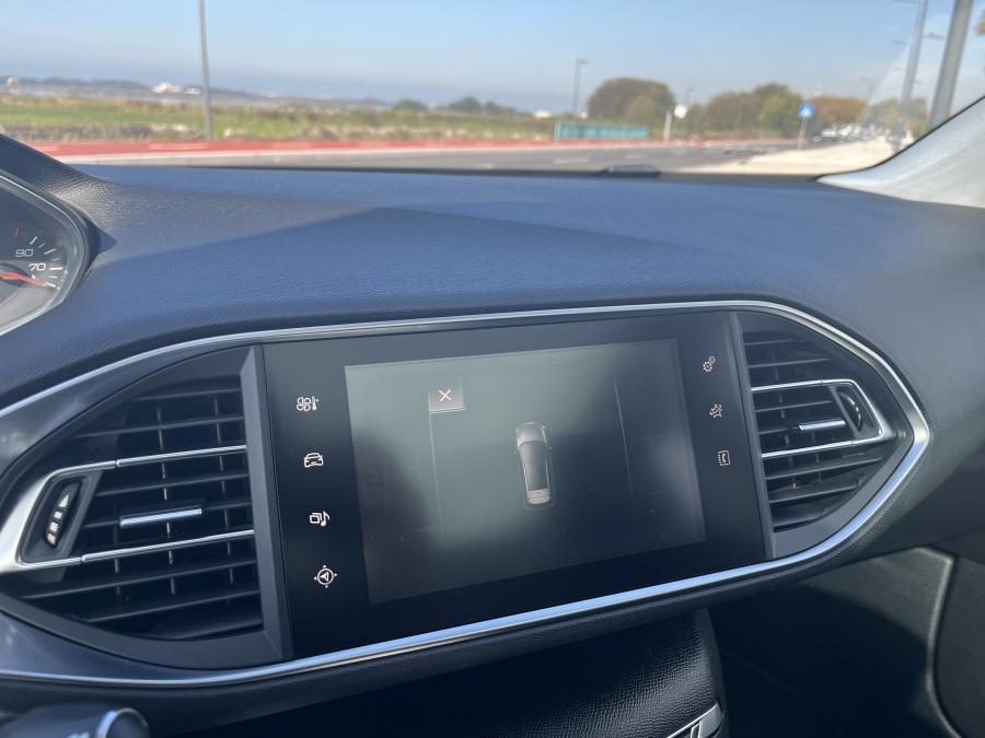 peugeot-308-sw-2015-diesel-1560cc