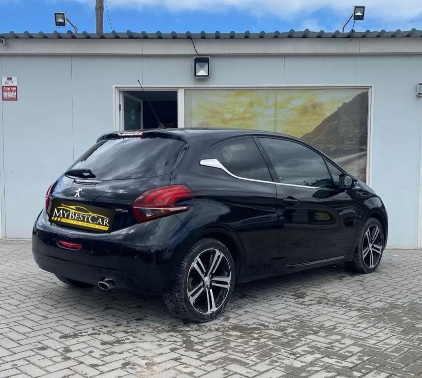 peugeot-208-2015-gasolina-1199cc